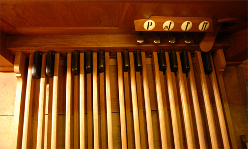 Pedalwerk der Kuhn-Orgel in Schleitheim SH